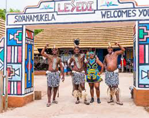 Lesedi African Lodge & Cultural Village 